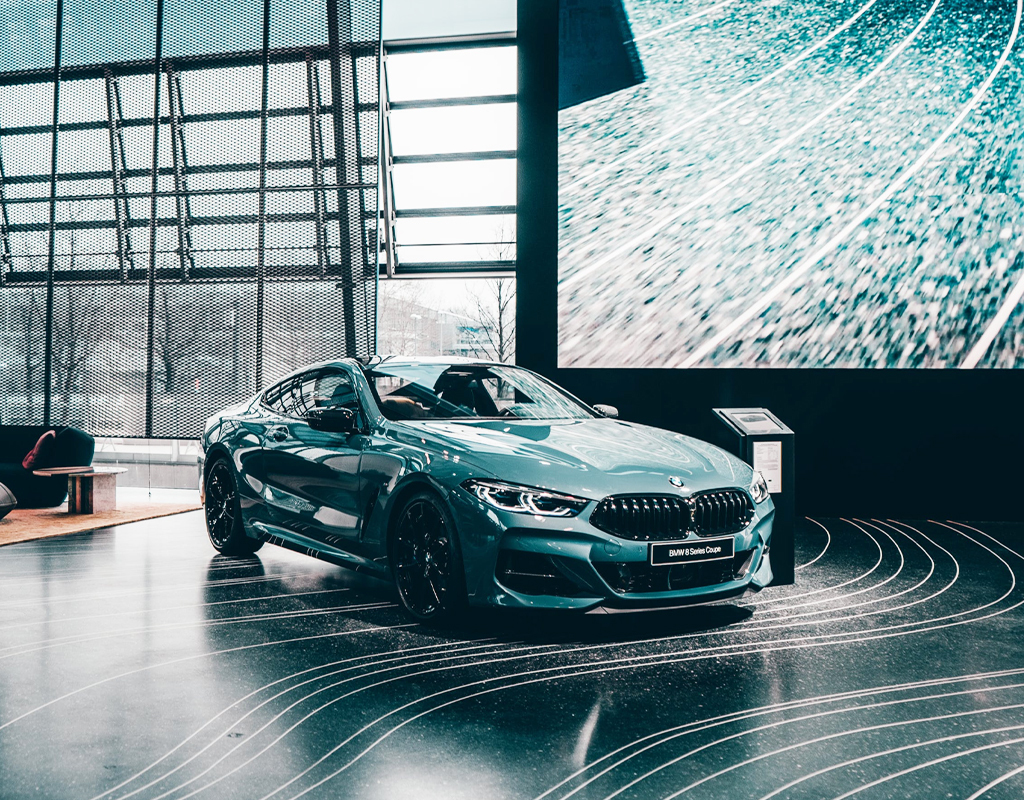 BMW 8-serie 2-dörrars coupé grå